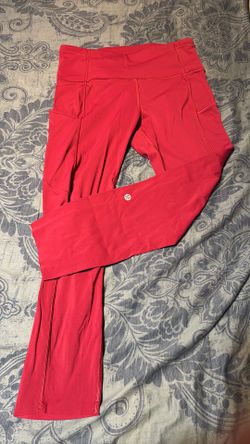 Lululemon women’s clothes all for 60 Dlls