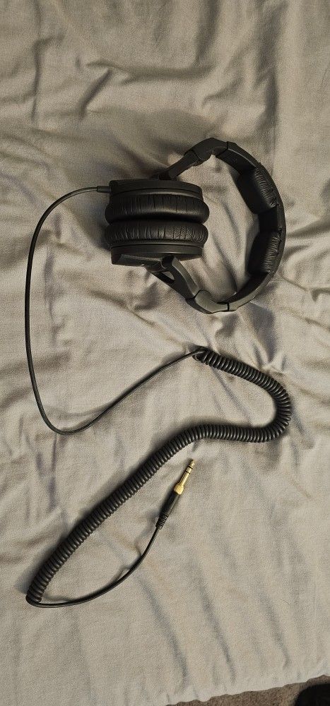 Sennheiser HD 288 Pro Headphones