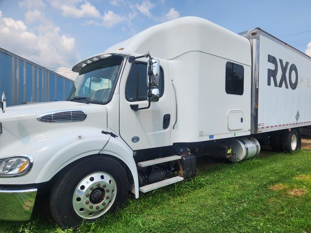 2016 FREIGHTLINER