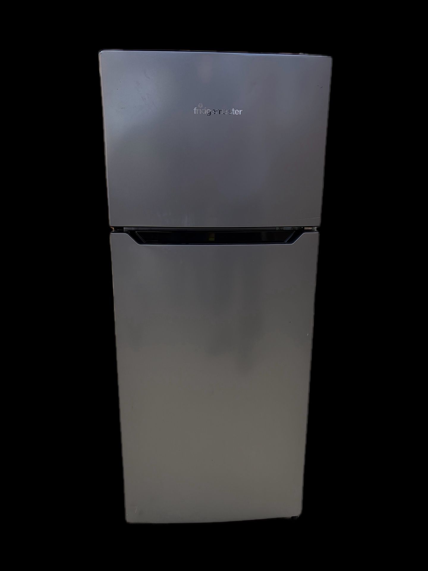 FridgeMaster Mini Fridge