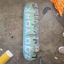 Zoo York Skateboard