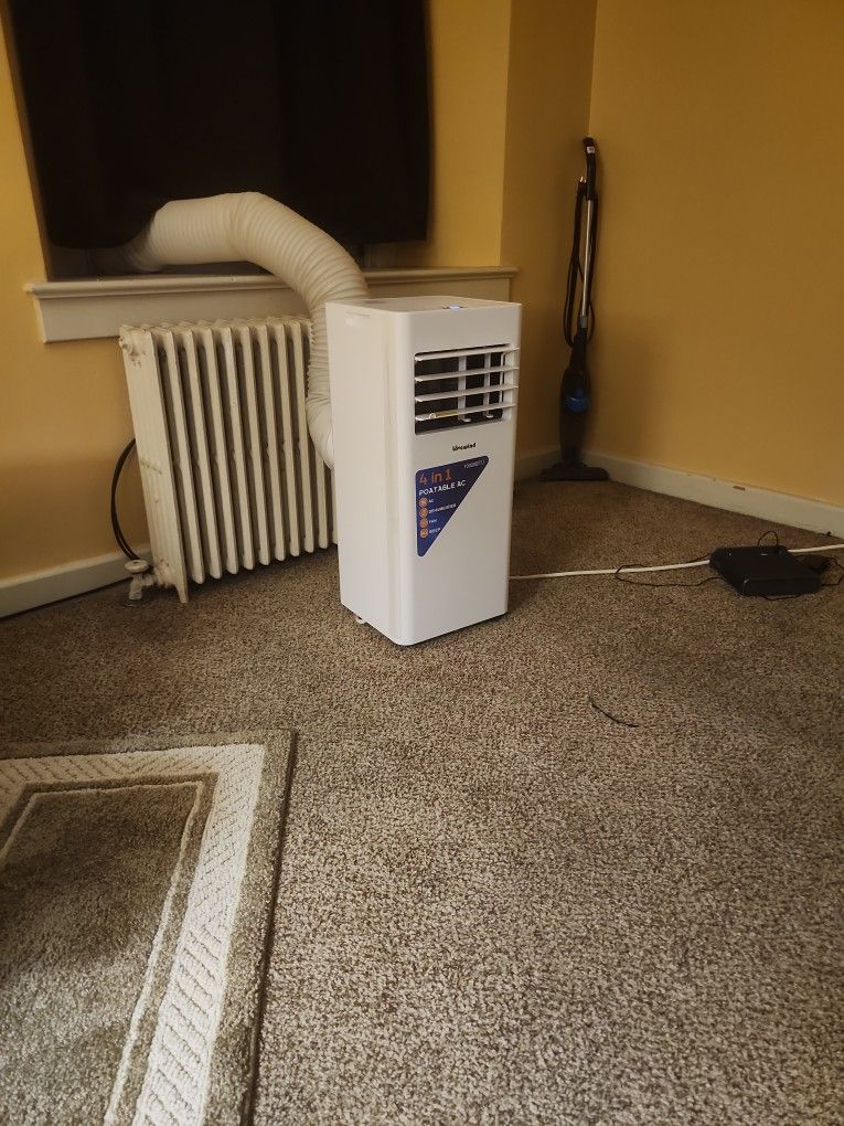 10000 Btu Floor Model Air Conditioner 