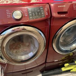 Samsung Front Load Washer And Dryer With Pedestals 