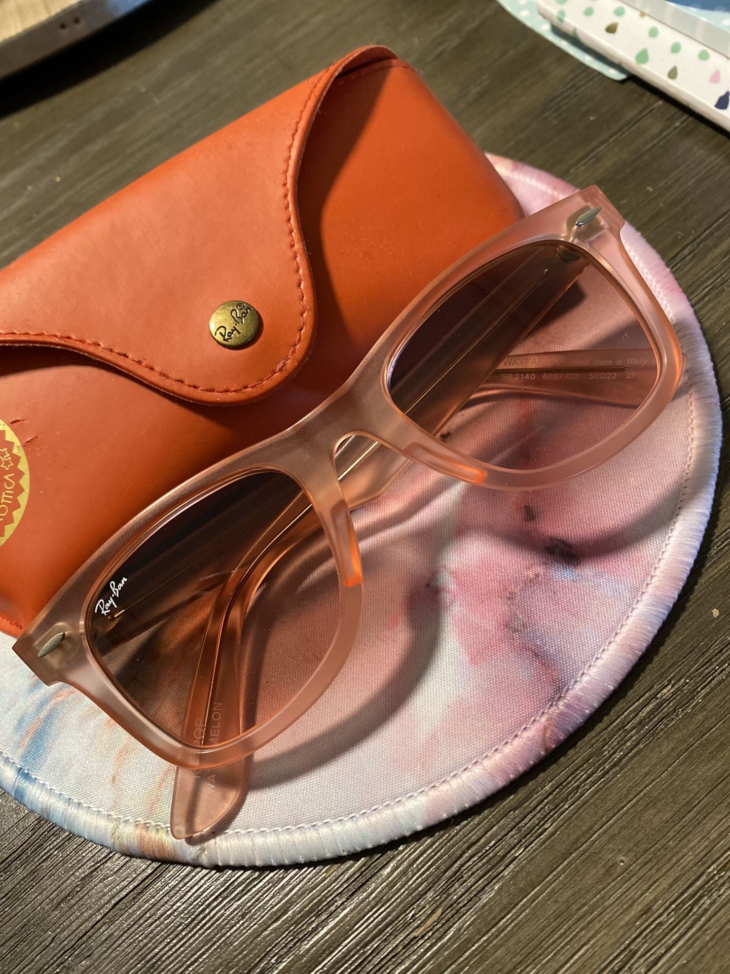 Ray Ban sunglasses. Never used. RAY BAN SUNGLASSES NEVER USED COMPLETE WITH CASE... | Depop main image 3