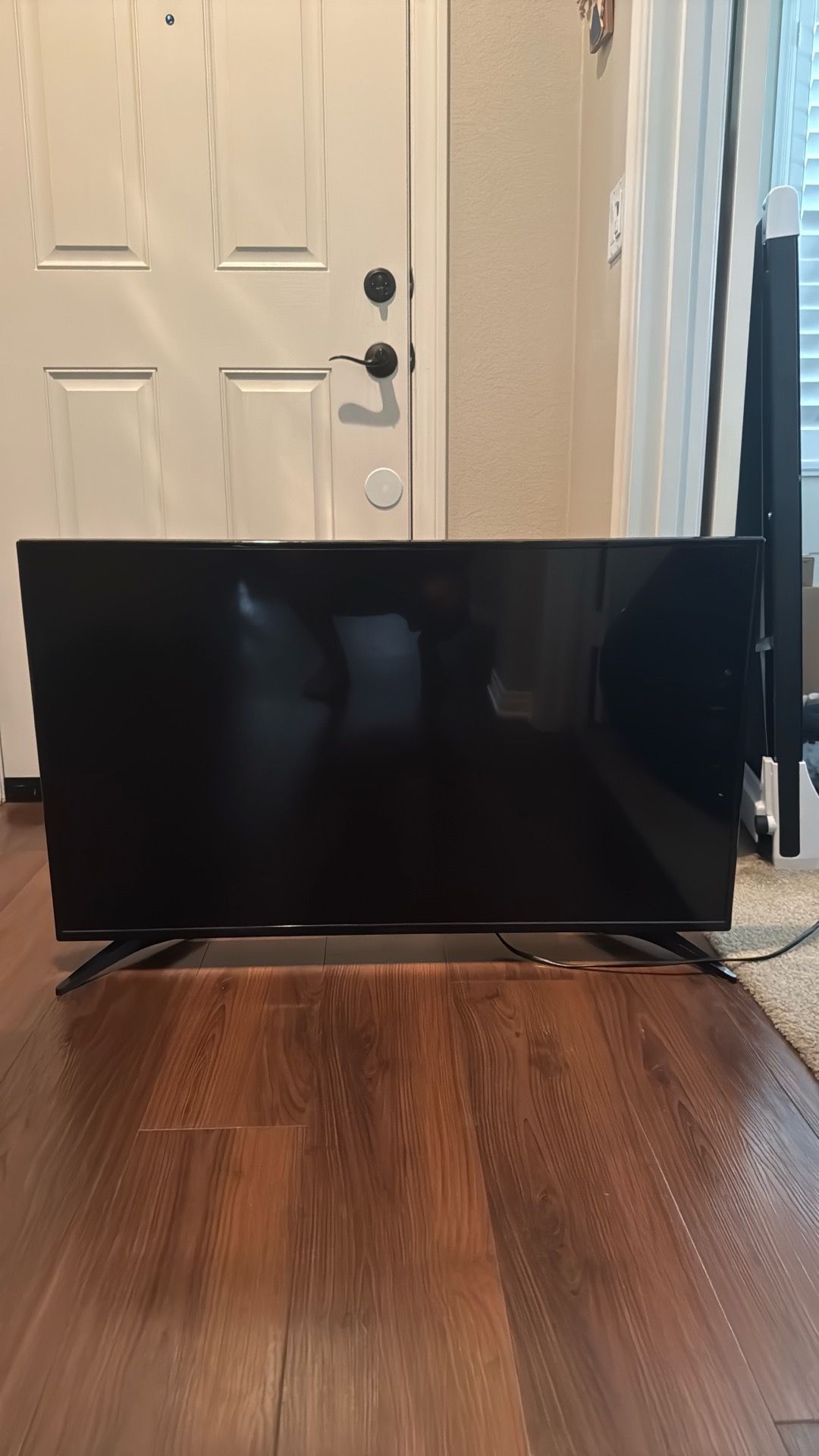 Insignia 43” TV w/TV Stand