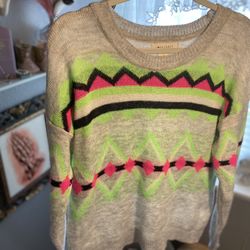 Women’s Neon Sweater 