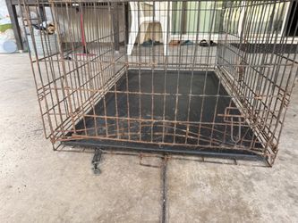 Dog crate -XL used outside,