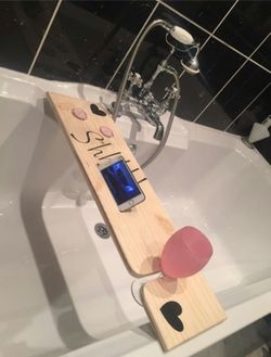 Bath caddy phone&wine holder