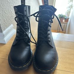 Doctor Martens