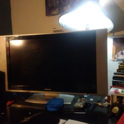 Polaroid Monitor With Multiple Inputs