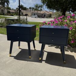 Two Safavieh New York End tables