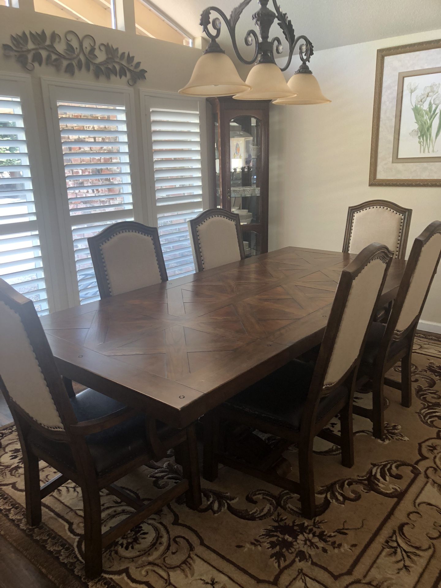 Walnut Dining Room Table w/ 6 Chairs
