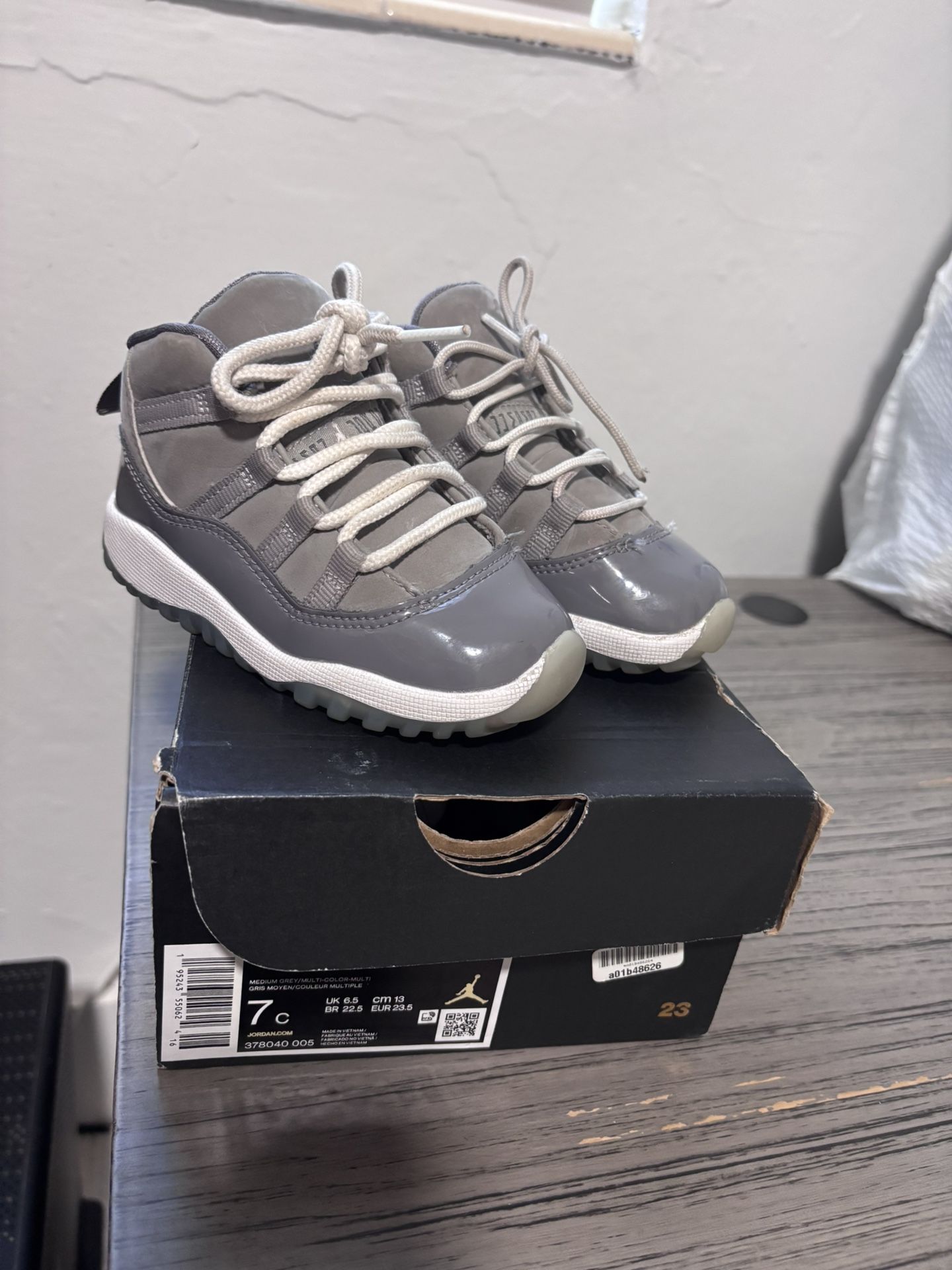 Jordan 11s