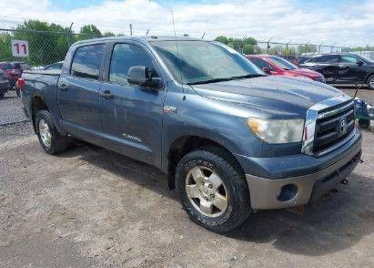 2010 TOYOTA TUNDRA