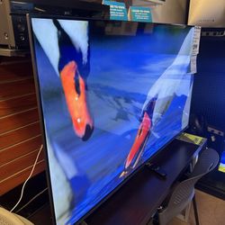 55-Inch Vizio 4K QLED Smart TV (Scratch/Dent Special)