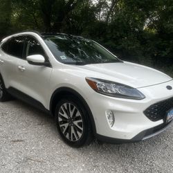 2020 Ford Escape Hybrid