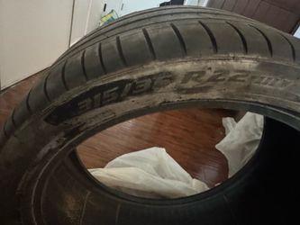 Pirelli Scorpion Run Flat Set (2 315/35 R22 and 2 275/40 R22) Tires for BMW X5-X7