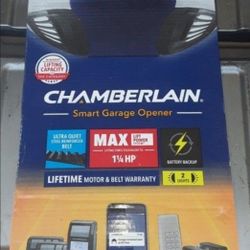 Brand new Chamberlin Garauge Door Opener 1 1/4 Belt Drive Very Quiet 