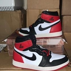 Brand New Men Nike Air Jordan Retro 1 High Black Toe Size 9.5
