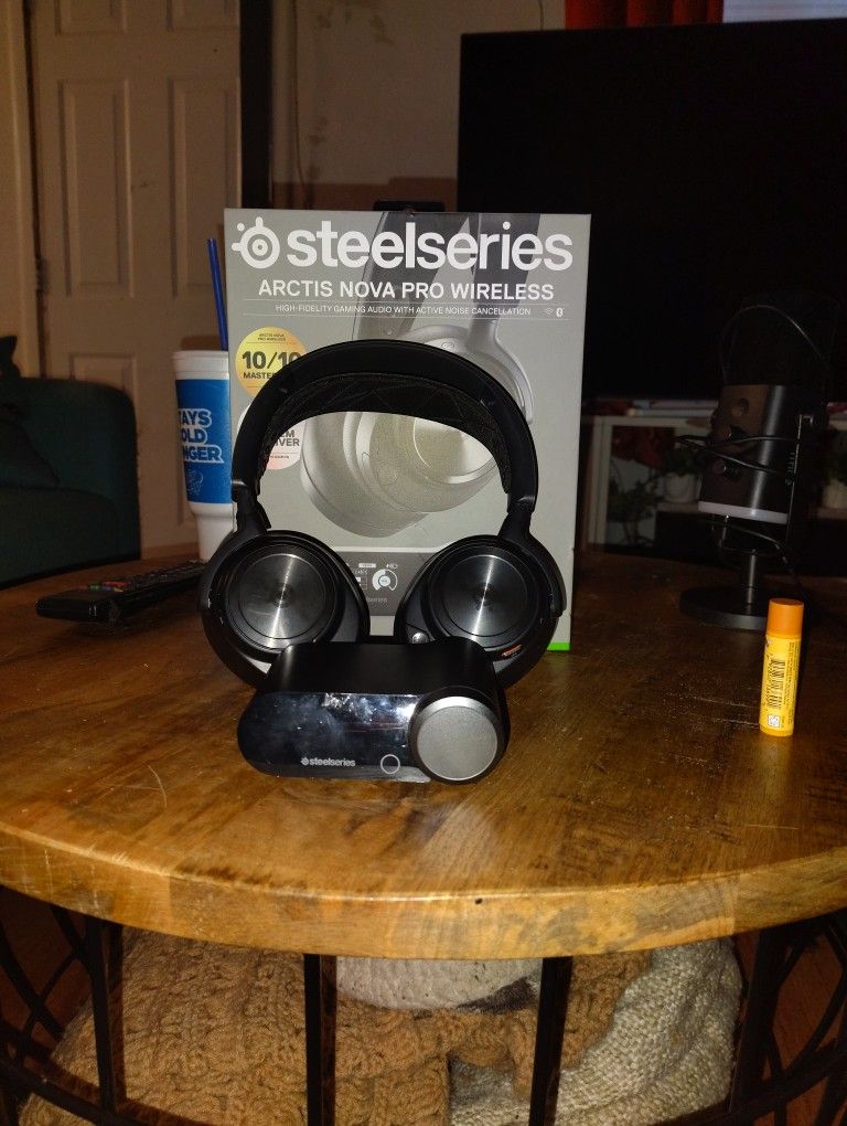 Steelseries Arctis Nova Pro Wireless