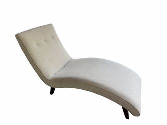 Room & Board Delia Chaise Lounge Chair