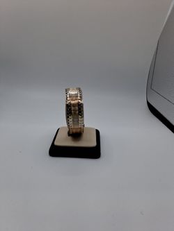 Women's bracelet