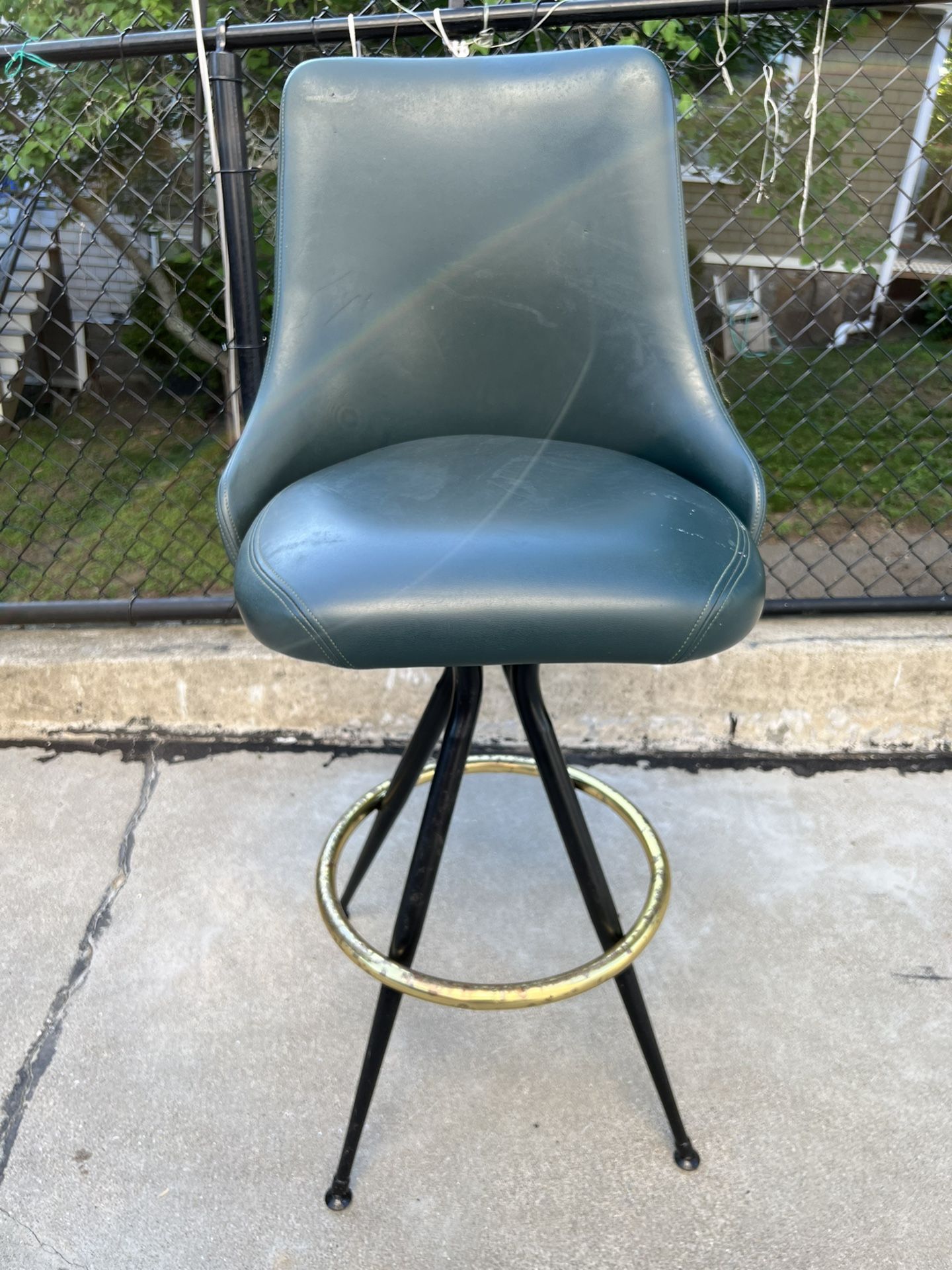 Swivel Bar chair