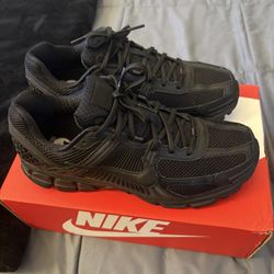 Nike Vomero 5 Black 