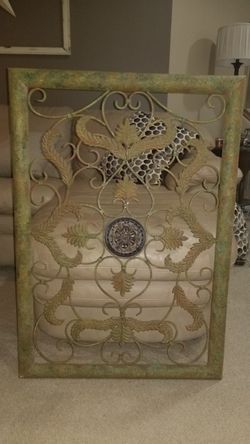 Decorative metal wall hanging