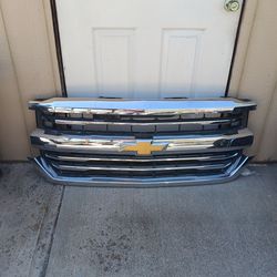 2016-2018 Chevy Silverado 1500 LTZ Chrome Grill OEM