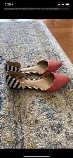 Flats size 6 express brand