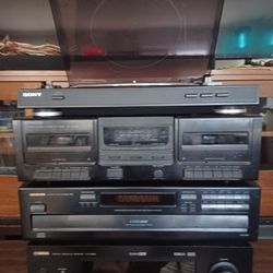 YAMAHA 7.1 AV RECEIVER/SONY PHONO/ONKYO 6 DISCS CD PLAYER 💿/KENWOOD DOUBLE CASSETTE PLAYER $500 FINAL PRICE 