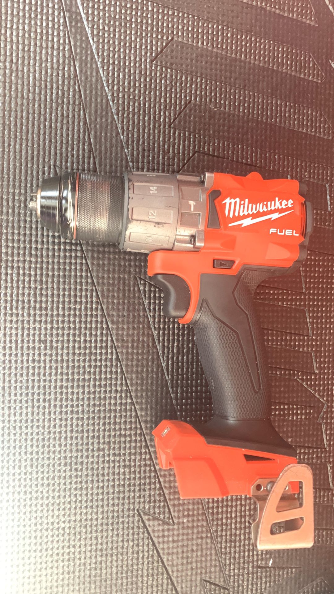 Milwaukee M18 FUEL 18-Volt Lithium-Ion Brushless Cordless 1/2 in. Hammer Drill / Driver (Tool-Only)