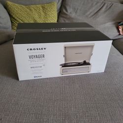 Crosley Voyager Bluetooth Turntable - Tan