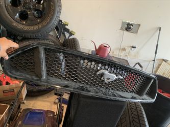 Mustang grille