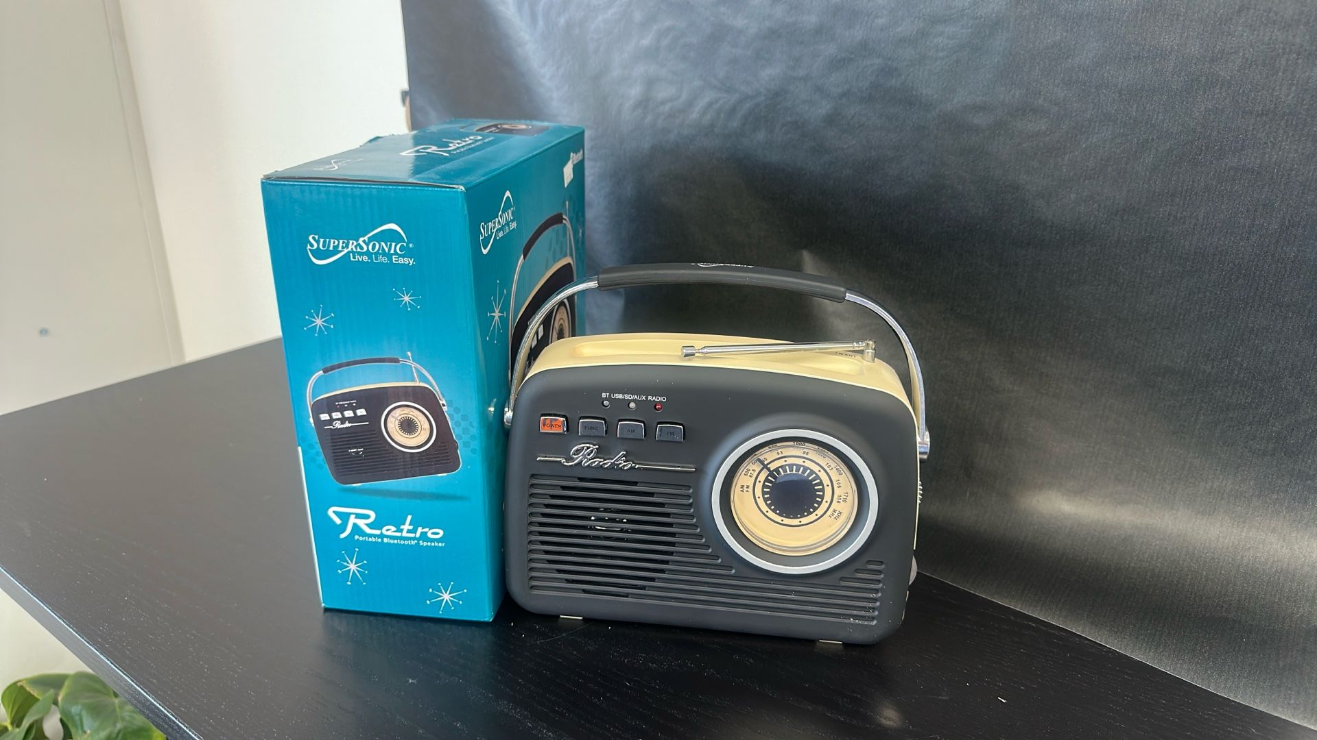 Retro  Radio AM/FM Portable Bluetooth Speaker 