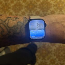 Apple 7 Cellular Apple Watch 