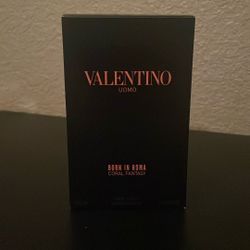 Valentino Born In Roma Coral Fantasy 