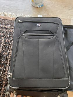 American Tourister Medium Suitcase Luggage