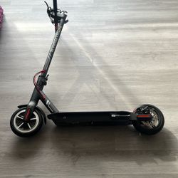 Swagtron Electric Scooter (No Charger)