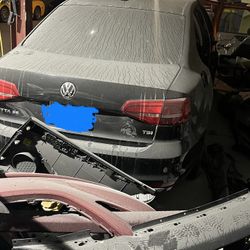 vw jetta 2015-2018 for parts