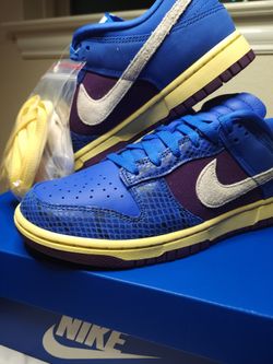 Nike Dunk Low SP x Undefeated "5 On It"