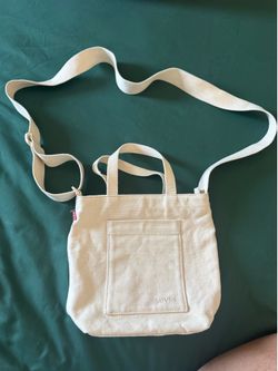 Levi's Beige Crossbody Bag Adjustable Strap Front Pocket, Logo Stitching