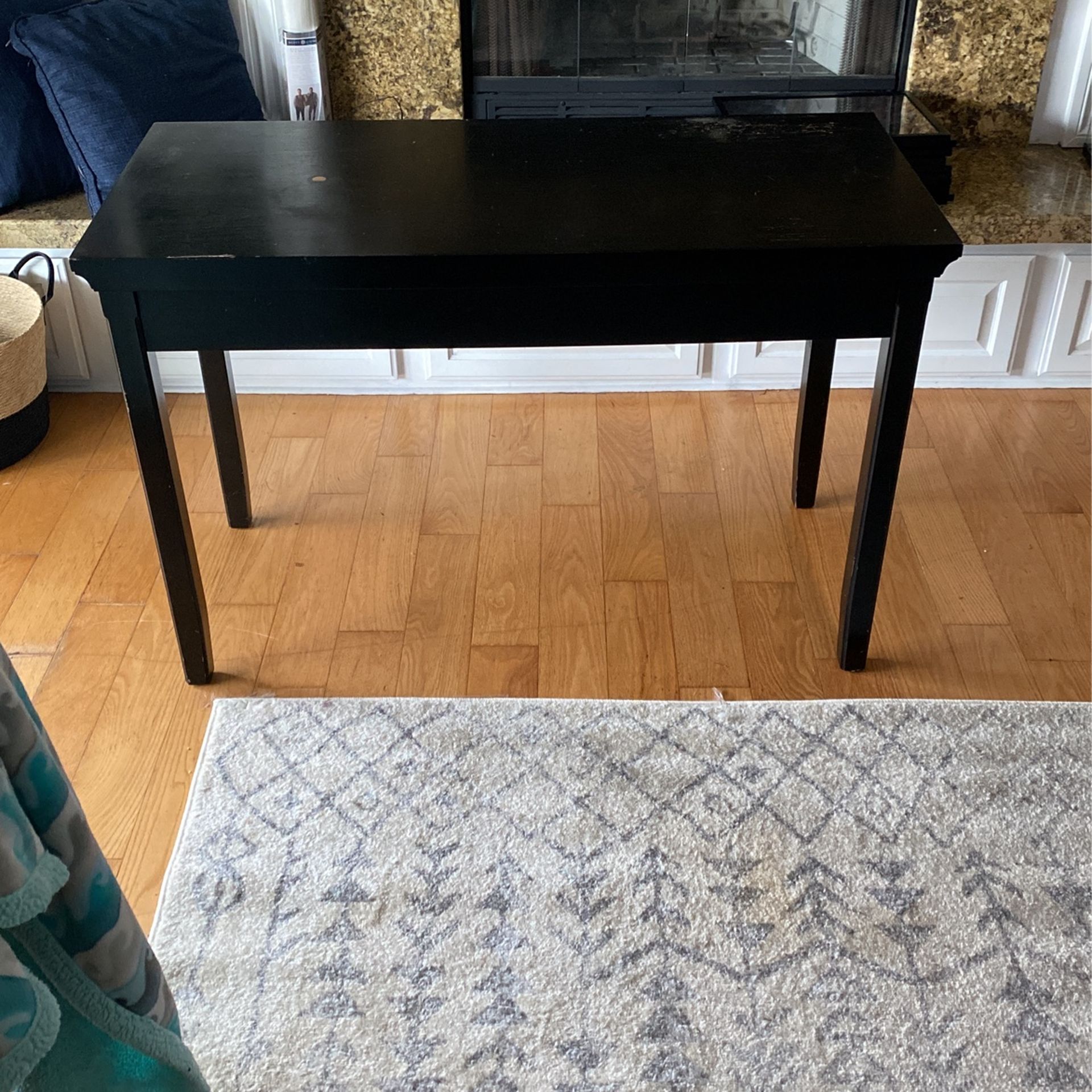 Black Table