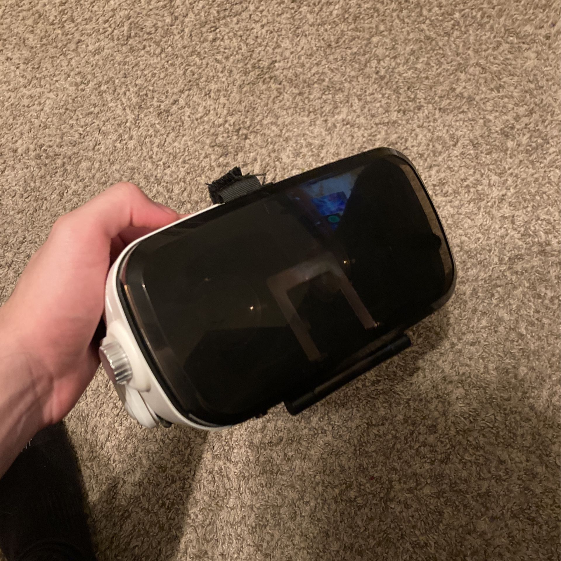 Sharper Imagine VR Set 