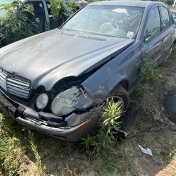 2007 Mercedes E350 For Parts (2004-2009)