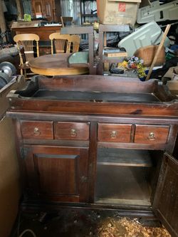 Sink/aquarium cabinet
