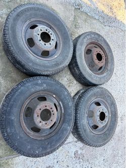 2011 Ram 3500 Dually Wheels