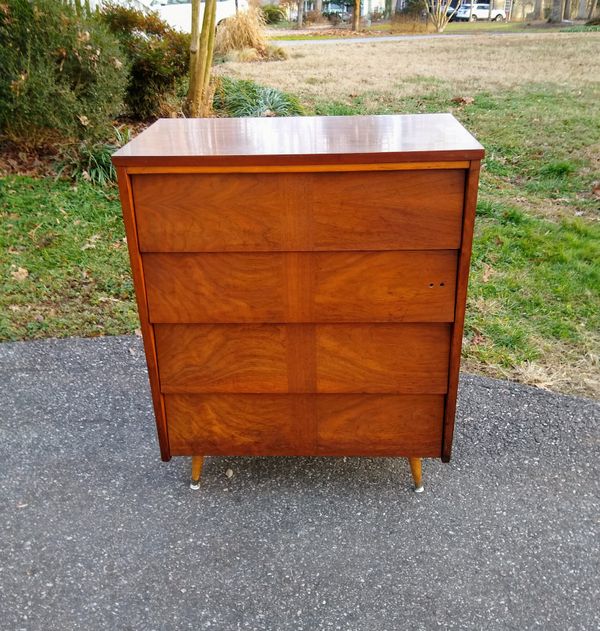 Vintage MCM Ward Dresser for Sale in Midlothian, VA OfferUp