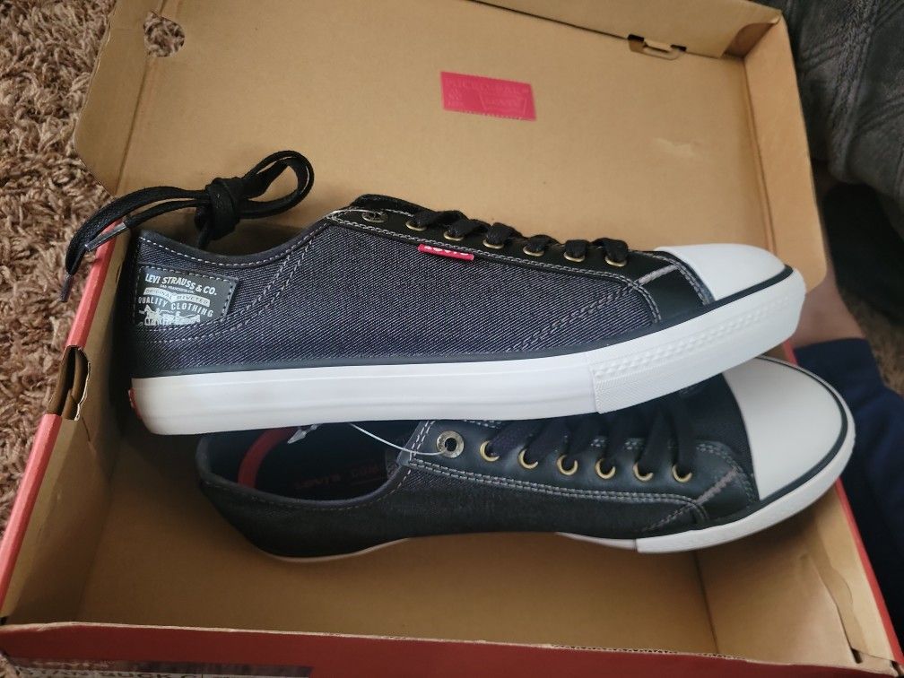 Mens Levi Shoes